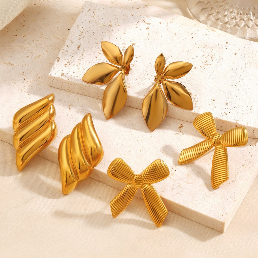 Boucle d'oreille a motifs